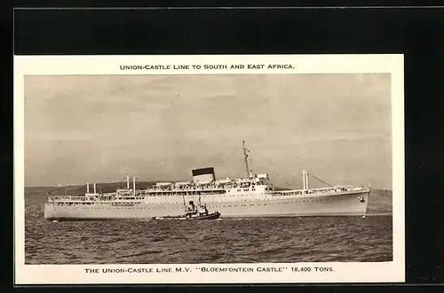 AK Passagierschiff Bloemfontein Castle der Union-Castle Line sticht in See