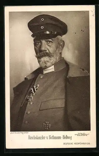 AK Reichskanzler von Bethmann Hollweg in Uniform mit Schirmmütze