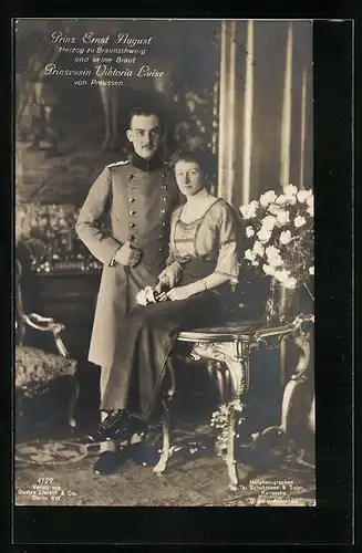 AK Ernst August Herzog von Braunschweig mit seiner Braut Prinzessin Viktoria Luise von Preussen