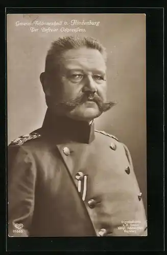 AK Der Befreier Ostpreussens Generalfeldmarschall Paul von Hindenburg
