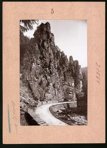 Fotografie Brück & Sohn Meissen, Ansicht Marienberg i. Erzg., Partie am Katzenstein im Schwarzwassertal