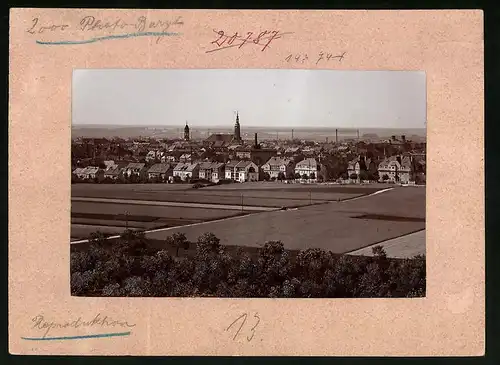 Fotografie Brück & Sohn Meissen, Ansicht Grossenhain i. Sa., Blick auf den Ort mit Wohnhäusern