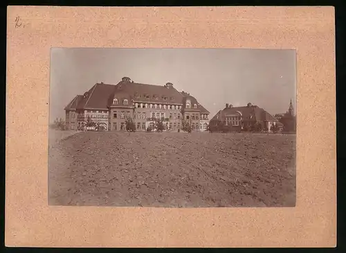 Fotografie Brück & Sohn Meissen, Ansicht Zschadrass i. Sa., Blick auf das Lungenheim der Pflegeanstalt Zschadrass