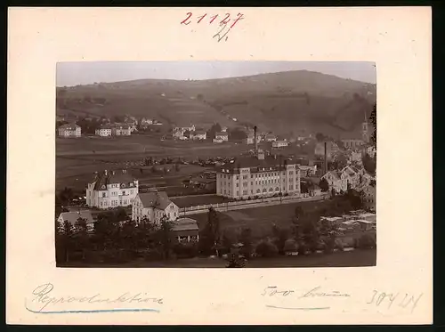 Fotografie Brück & Sohn Meissen, Ansicht Neuhausen i. Erzg., Ortansicht mit Blick auf die Schwitters Blumenfabrik