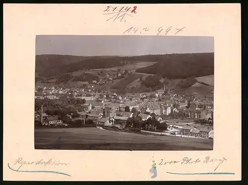 Fotografie Brück & Sohn Meissen, Ansicht Olbernhau i. Erzg., Blick auf die Stadt mit Bahnhof und Holzfabrik