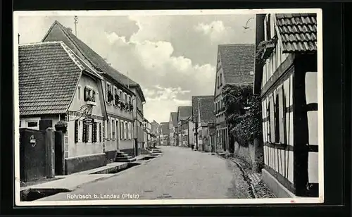 AK Rohrbach bei Landau /Pf., Strassenpartie mit Gasthaus zur Traube