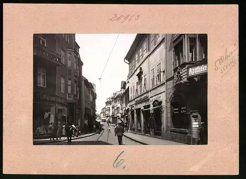 Fotografie Brück & Sohn Meissen, Ansicht Naumburg a. Saale, Herrenstrasse mit Apotheke, Strassenbahnschienen, J. S.Werner