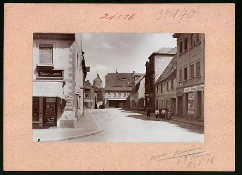 Fotografie Brück & Sohn Meissen, Ansicht Mügeln Bez. Leipzig, Altmarkt am geschäft Richard Lorenz, Karl Oehmichen