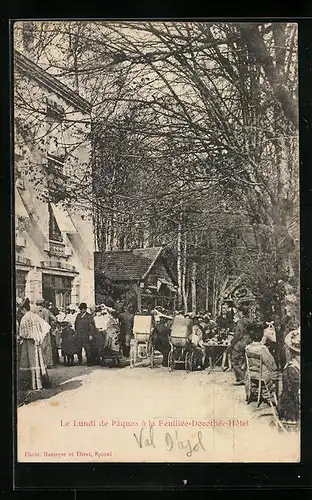 AK Le Val d`Ajol, Le Lundi de Paques a la Feuillee-Dorothee-Hotel