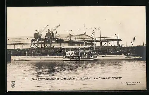 AK Das Frauchttauchboot Deutschland bei seinem Eintreffen in Bremen, U-Boot