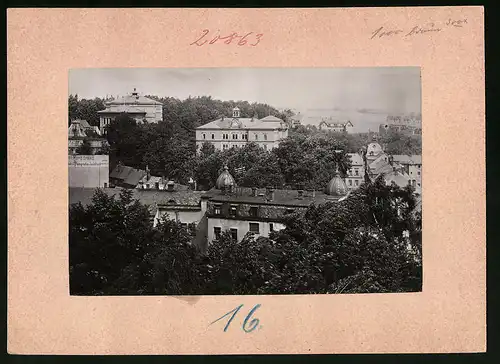 Fotografie Brück & Sohn Meissen, Ansicht Mittweida, Blick über die Dächer der Stadt auf das Technikum