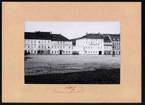 Fotografie Brück & Sohn Meissen, Ansicht Bischofswerda, Marktplatz mit Hotel zum Goldnen Stern, Destillationsgeschäft