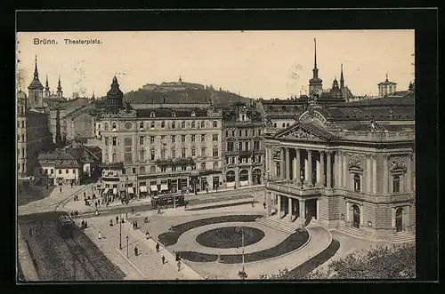 AK Brünn, Theaterplatz mit Strassenbahn