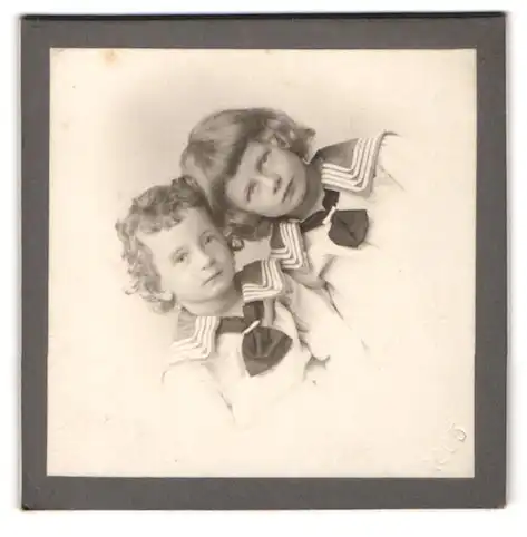 Fotografie Fritz Albrecht, Karlsruhe, Yorkstr. 8, Kinderpaar in hübscher Kleidung