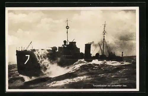 AK Torpedoboot Nr. 7 der Kriegsmarine bei schwerer See