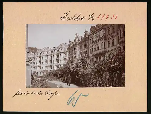 Fotografie Brück & Sohn Meissen, Ansicht Karlsbad, Blick in die Marienbader Strasse mit Haus Moskau