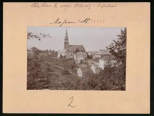 Fotografie Brück & Sohn Meissen, Ansicht Mohorn, Blick auf die Kirche und das Pfarrhaus