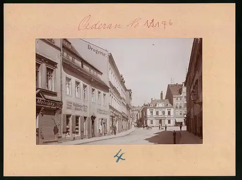 Fotografie Brück & Sohn Meissen, Ansicht Oederan, Glaserei Emil Berger & Drogerie mit Blick zum Marktplatz
