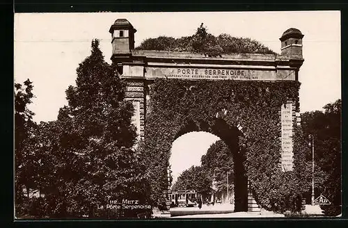 AK Metz, La Porte Serpenoise, Strassenbahn