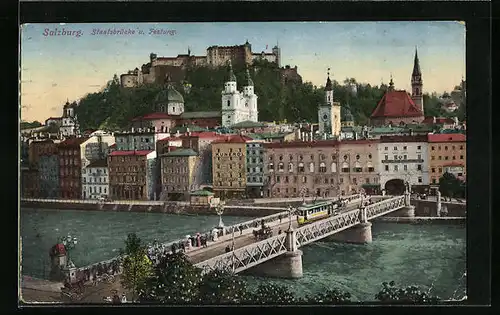AK Salzburg, gelbe Strassenbahn auf der Staatsbrücke