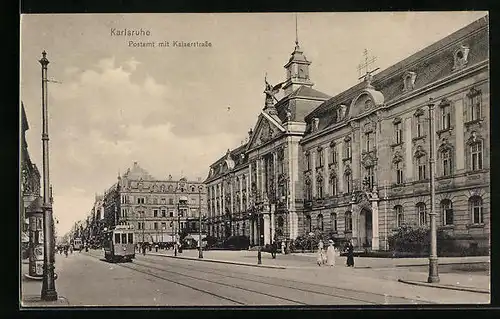 AK Karlsruhe, Strassenbahn vor dem Postamt