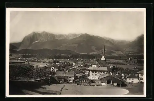 AK Kössen, Totalansicht gegen das Kaisergebirge