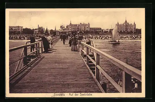 AK Zinnowitz, Auf der Seebrücke mit Segelboot