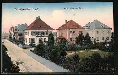 AK Ludwigshafen a. Rh., Wohnhäuser am Richard Wagner-Platz