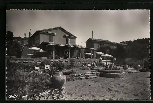 AK La Garonne-Plage, Auberge du Vieux Moulin, Ses Terrasses