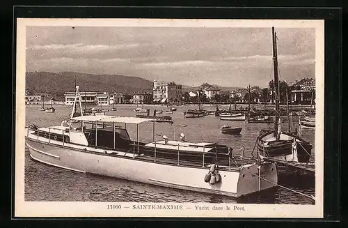 AK Sainte-Maxime, Yacht dans le Port