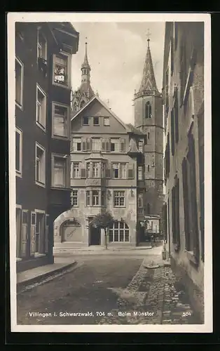 AK Villingen i. Schwarzwald, Strassenpartie beim Münster