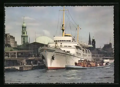 AK Passagierschiff Wappen von Hamburg der HAPAG im Hafen vor Anker liegend