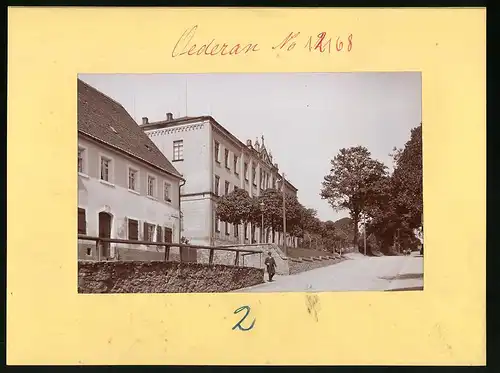 Fotografie Brück & Sohn Meissen, Ansicht Oederan i. S., Partie in der Frankenberger Strasse mit der Bürgerschule