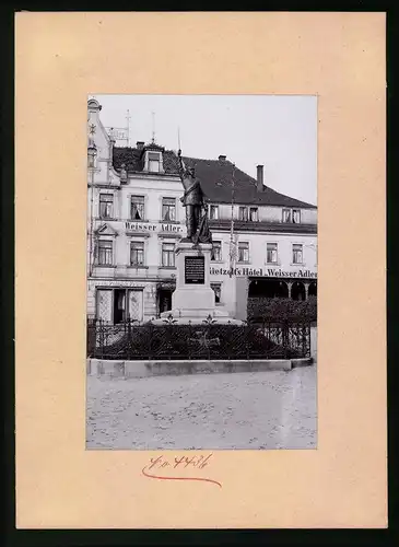 Fotografie Brück & Sohn Meissen, Ansicht Wilsdruff, Hotel Weisser Adler und Kriegerdenkmal, Friseur Bernh. Pollack