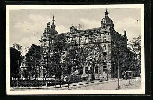 AK Plzen, Strassenbahn vor dem Hotel Continental