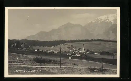 AK Natters /Stubai, Ortsansicht mit Landstrasse