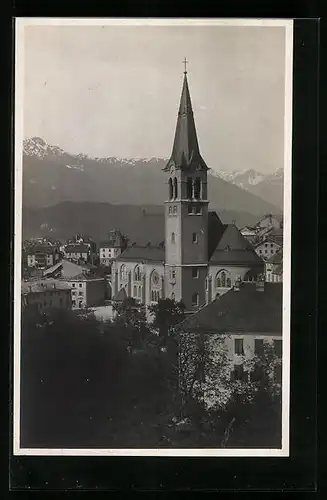 AK Hötting /Innsbruck, Ortspartie mit Kirche