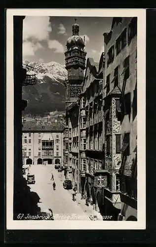 AK Innsbruck, Herzog Friedrichs-Strasse mit Bergen