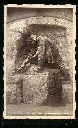 AK Hall, Kriegerdenkmal