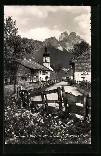 AK Tannheim, Strassenpartie mit Kirche und Tannheimergruppe