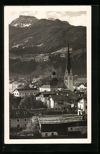 AK Zell am Ziller, Ortspartie mit Hotel Post und Kirche aus der Vogelschau