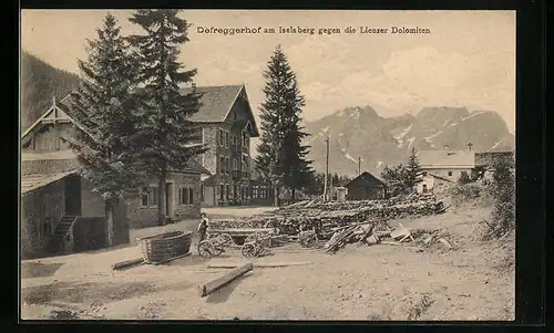 AK Lienz, Defreggerhof am Iselsberg gegen die Lienzer Dolomiten