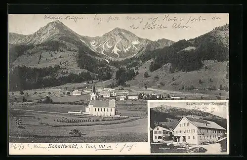 AK Schattwald, Gasthaus zur Traube, Ortsansicht gegen das Gebirge