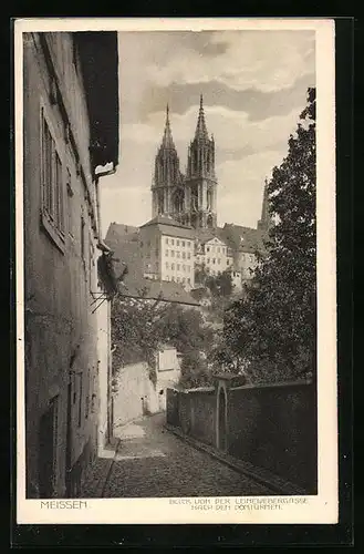 AK Meissen, Blick von der Leinewebergasse nach den Domtürmen