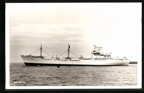 AK Handelsschiff MS Nara des Kon. Rotterdamschen Lloyds sticht in See