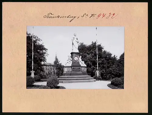 Fotografie Brück & Sohn Meissen, Ansicht Frankenberg i. Sa., Blick auf das Kriegerdenkmal 1870-71