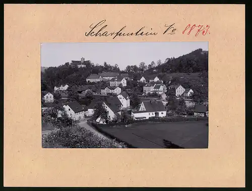 Fotografie Brück & Sohn Meissen, Ansicht Scharfenstein, Ortsansicht mit Fachwerkhaus & Schloss