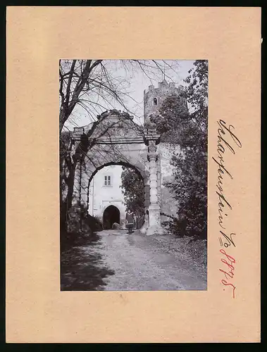 Fotografie Brück & Sohn Meissen, Ansicht Scharfenstein i. Sa., Blick auf den Eingang zum Schloss Scharfenstein