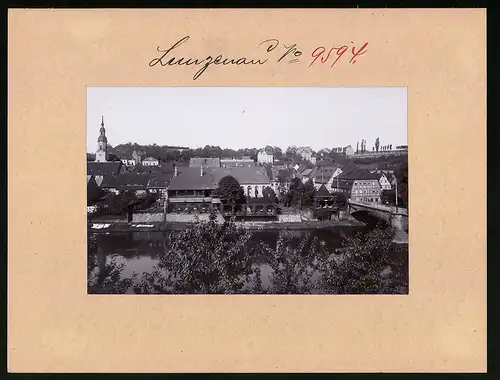 Fotografie Brück & Sohn Meissen, Ansicht Lunzenau, Blick auf das Restaurant Muldenschlöschen mit Blick auf den Ort