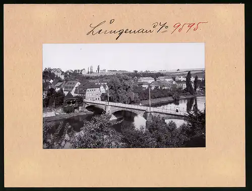 Fotografie Brück & Sohn Meissen, Ansicht Lunzenau, Blick auf den Ort mit Muldenbrücke